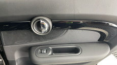 MINI Clubman 1.5 Cooper Shadow Edition 6dr Petrol Estate